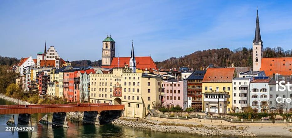 istockphoto-2217645290-1024×1024-1